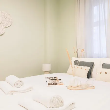 Easylife - - Unione 2 - Duomo Milão