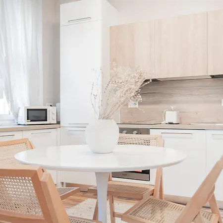 아파트 Easylife - Elegant 3 Mins From Duomo 밀라노