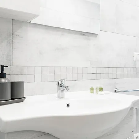 Easylife - Elegant 3 Mins From Duomo Apartman