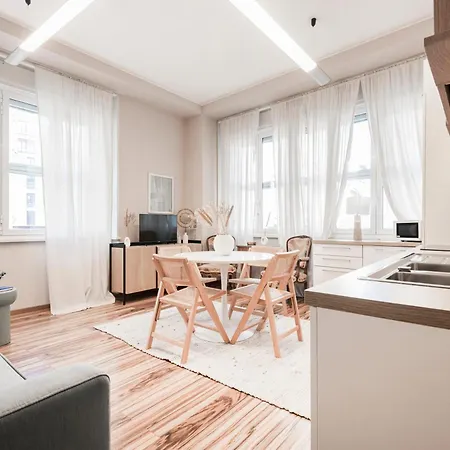 Easylife - Elegant 3 Mins From Duomo * Milánó